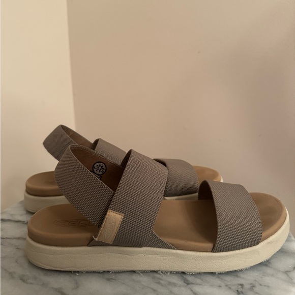 KEEN Women's Elle Backstrap Sandals Women’s Size 9 Brindle/Birch 1027160 Comfort - Picture 3 of 8